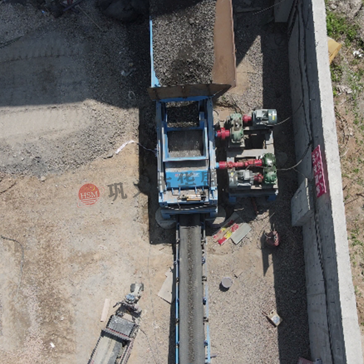 瀝青銑刨渣破碎機,銑刨料破碎生產(chǎn)線,再生料破碎機,廢舊路面料破碎機